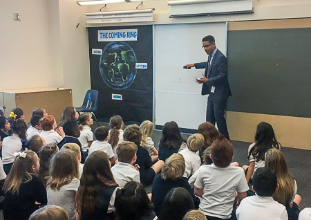 Mrs. Tammye York's Second grade class gets a visit from WFAA Channel 8 Weatherman Greg Fields as part of the station's WeatherMinds program.