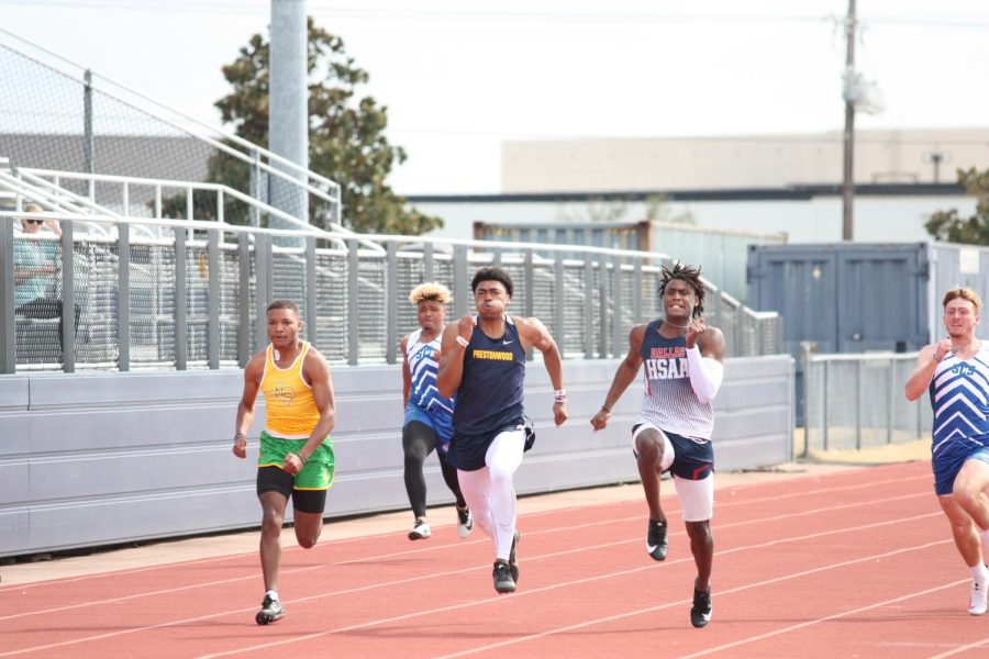 Junior Carter Stoutmire runs at the March 17th Track Meet